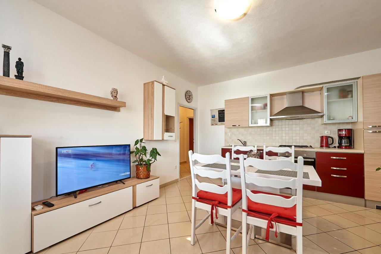 Proto Apartment