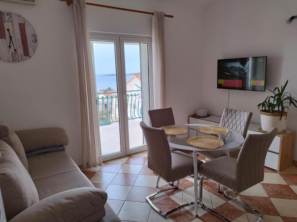 Apartma Proto Primosten