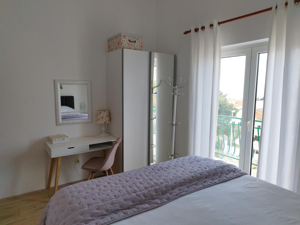 Proto Apartment *