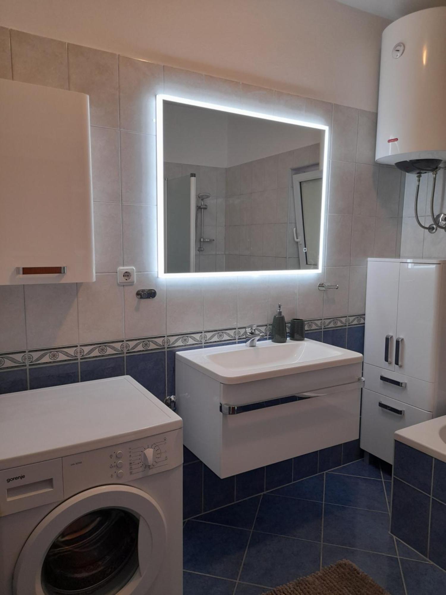 Proto Apartment